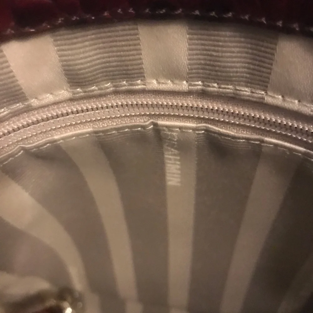 Brahmin Zip Top Croc-Embossed Leather Crossbody Handbag Purse 824 - Picture 7 of 16
